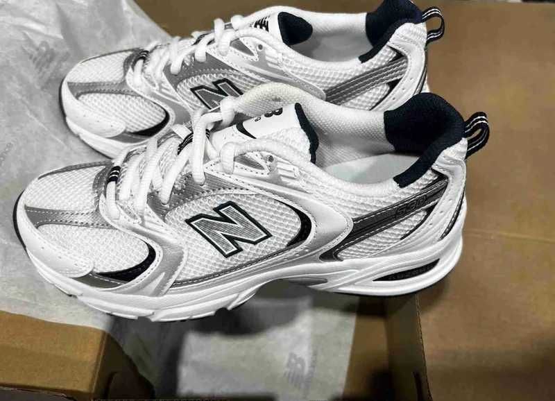 New Balance 530 White Silver Navy R.38