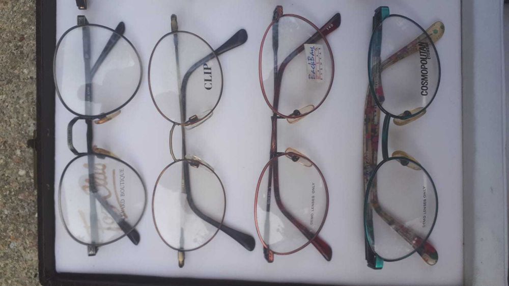 Óculos (Armações de várias marcas)