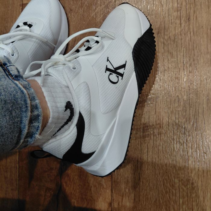 ОРИГІНАЛ! Кросівки жіночі calvin klein  39-41р/Кроссовки  кельвин кляй