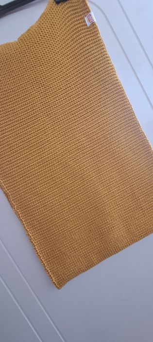 Komin na zimę kolor miodowy