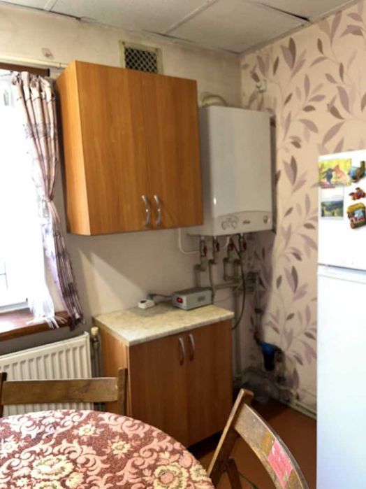 Продається окремий житловий будинок по вул. Грушевського. Галина