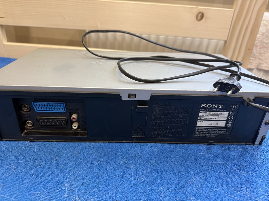 Magnetowid Sony VHS - SLV-SE730N