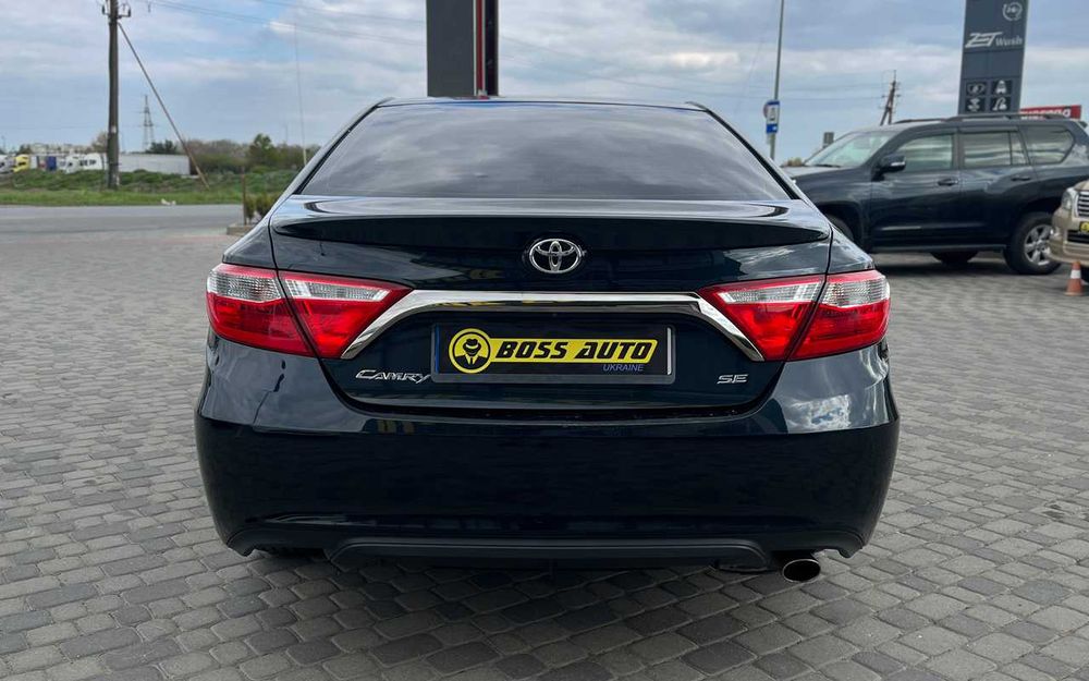 Toyota Camry 2015