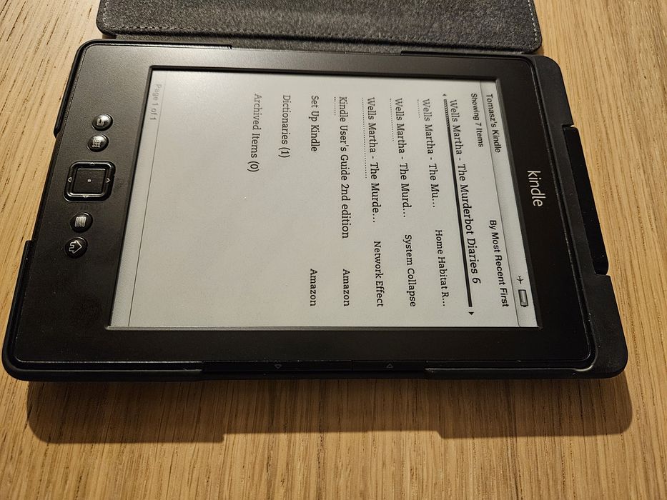 Kindle classic d01100 4th 5th Hit Unikat kolekcjonerski etui ksiazki