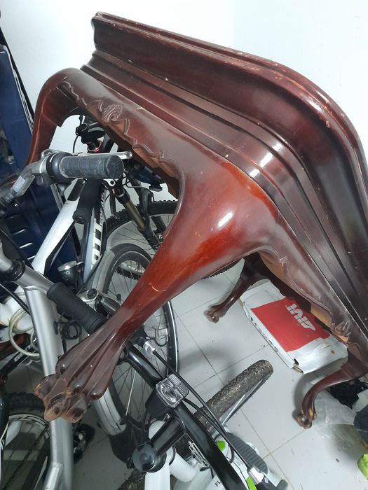 Mesa de centro de estilo com mármore