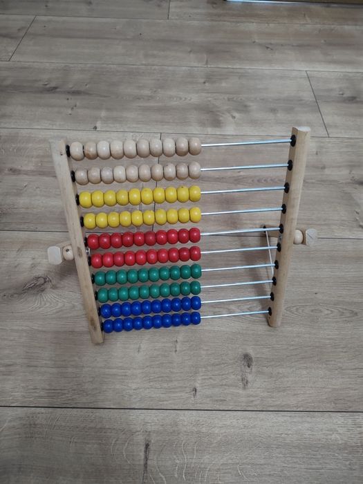 Duże drewniane liczydło