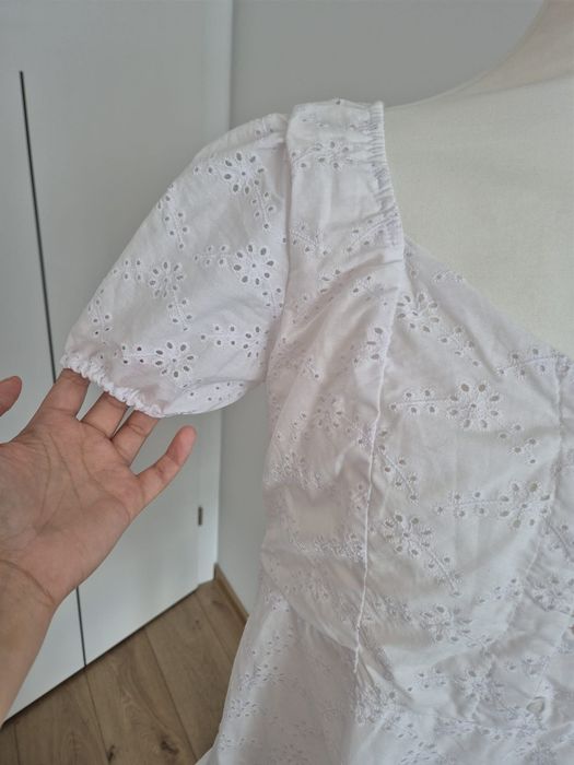 Sukienka biała boho romantyczna midsommar z haftem