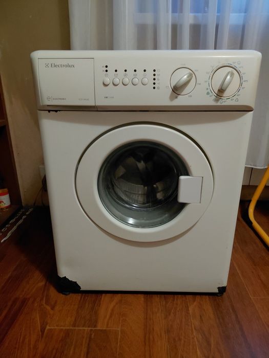 Пралка Electrolux
