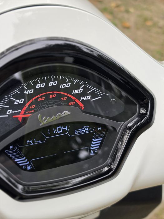 Vespa GTS Super Sport 300