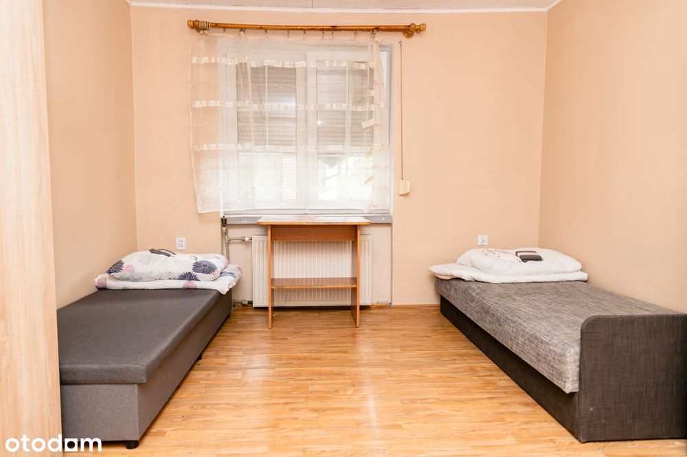 Dom z dwudziestoma miejscami noclegowymi - Centrum Zielonej Góry
