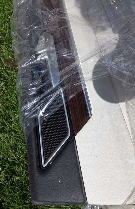 Boczek tapicerka skóra vw passat b8 pp pt lp lt