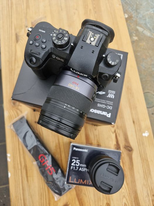 Panasonic Lumix DC-GH5