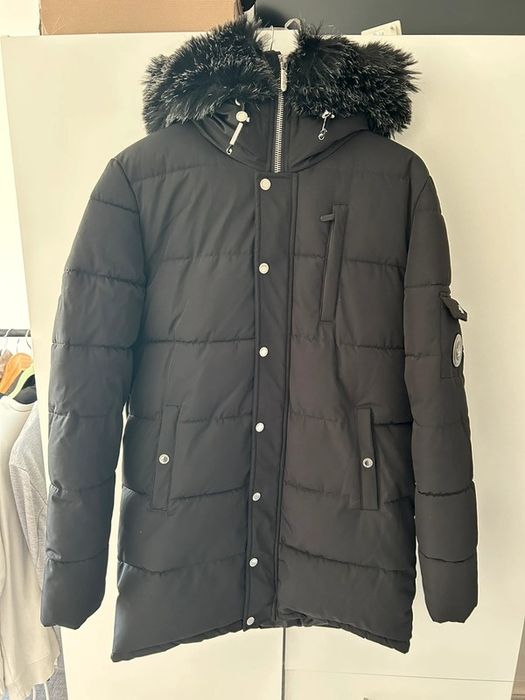 Casaco Supply & Demand Preto com Capuz