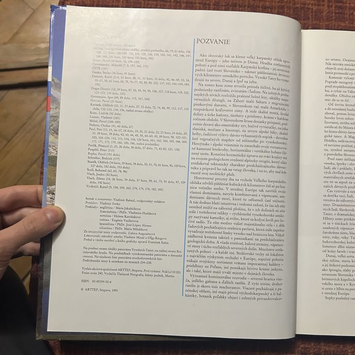 Zlata kniha slovenska. Золотая книга Словакии.
