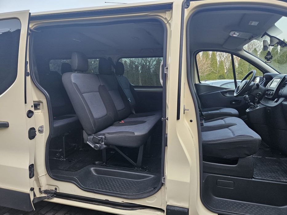 Opel Vivaro 9-osobowy