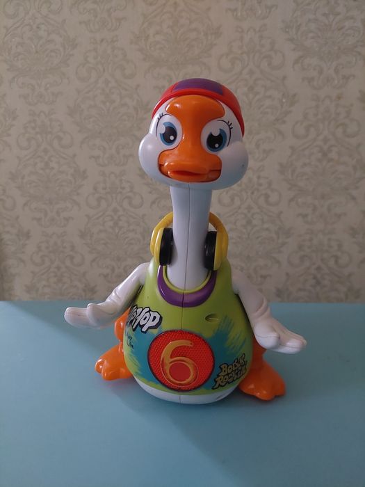 Іграшка танцюючий гусь