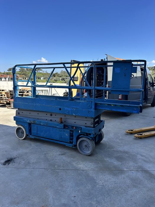 Plataforma elevatória Genie 2032