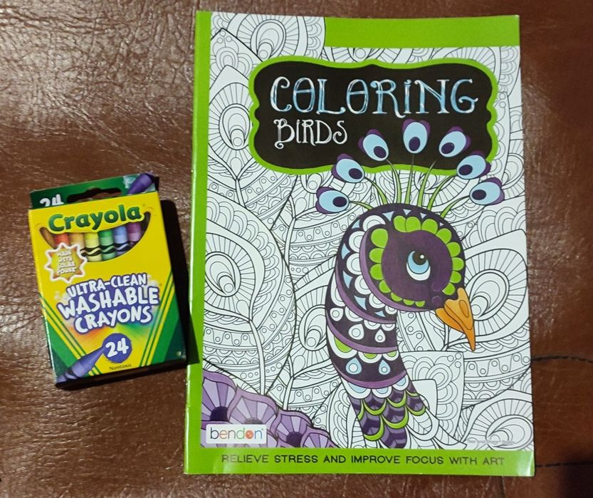 Розмальовка антистрес олівці в подарунок