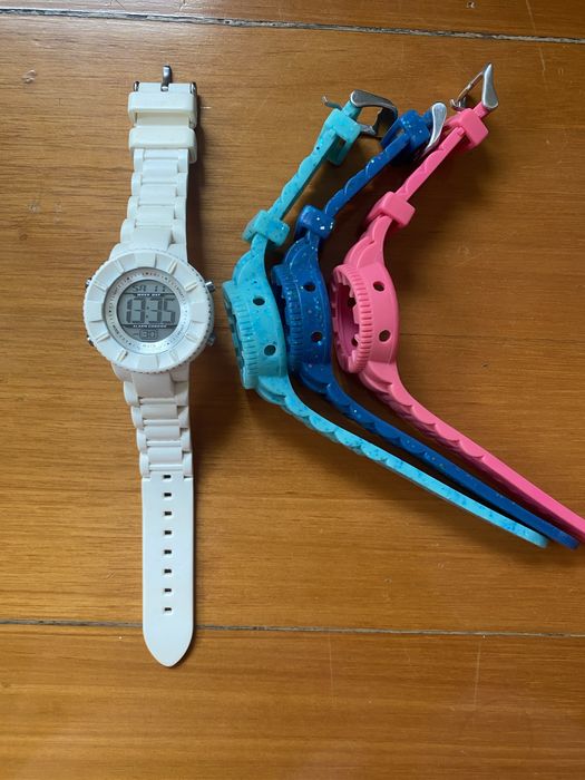 Relogio digital mosquito watx&colors 38mm com 4 braceletes