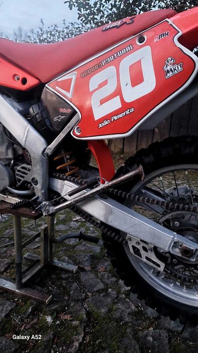 Vendo Honda CR 250 R ano 2000