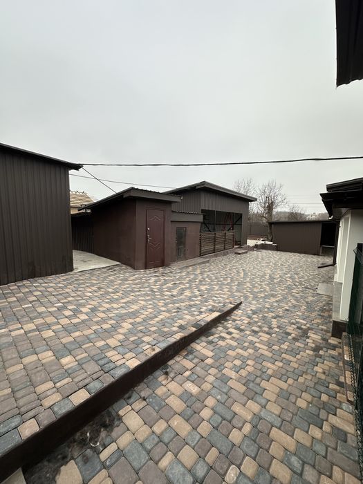 Продаж будинку з ремонтом 2025