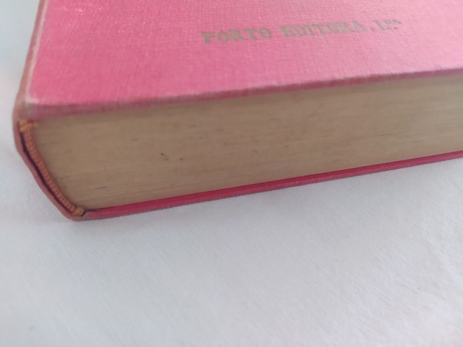 Dicionário de Português Francês. Olívio de Carvalho. 1974