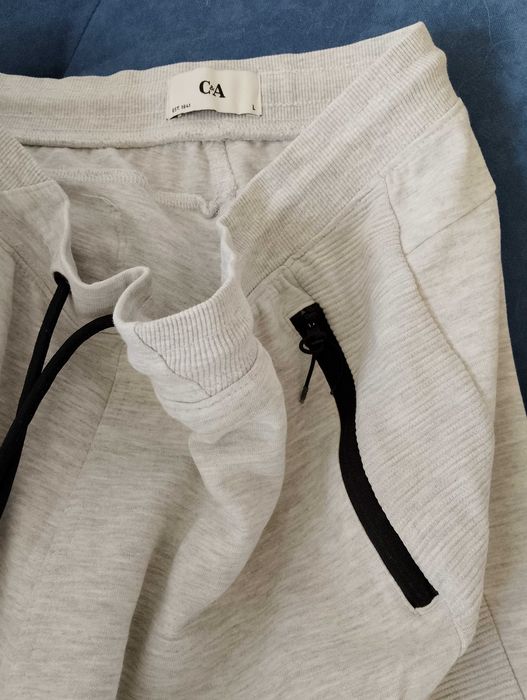 C&A. Spodnie dresowe męskie.