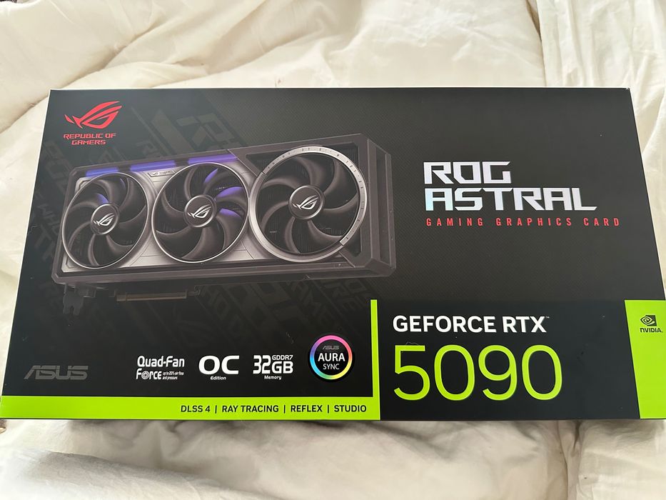NVIDIA GeForce RTX 5090 Astral
