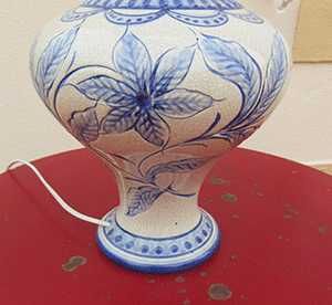 candeeiro em louça pintado a mão