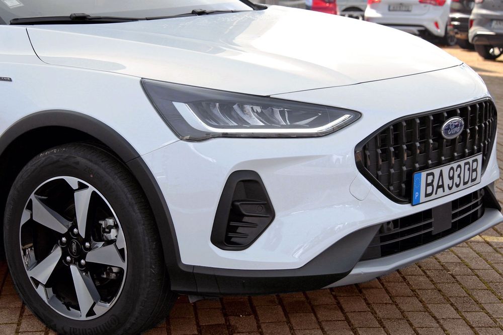 Ford Focus 1.0 EcoBoost MHEV Active X