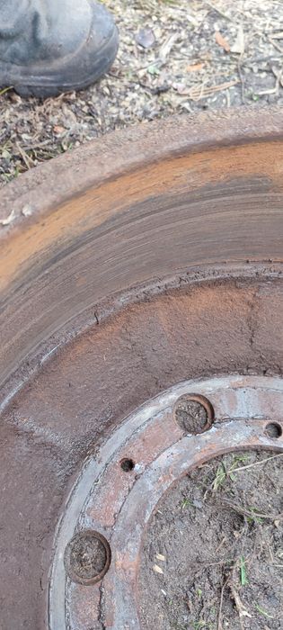 Барабани тормозні газ 3307 1000 гривень