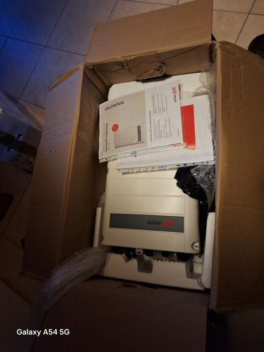 Falownik solaredge 7k, 1 rok użytkowany, jak nowy