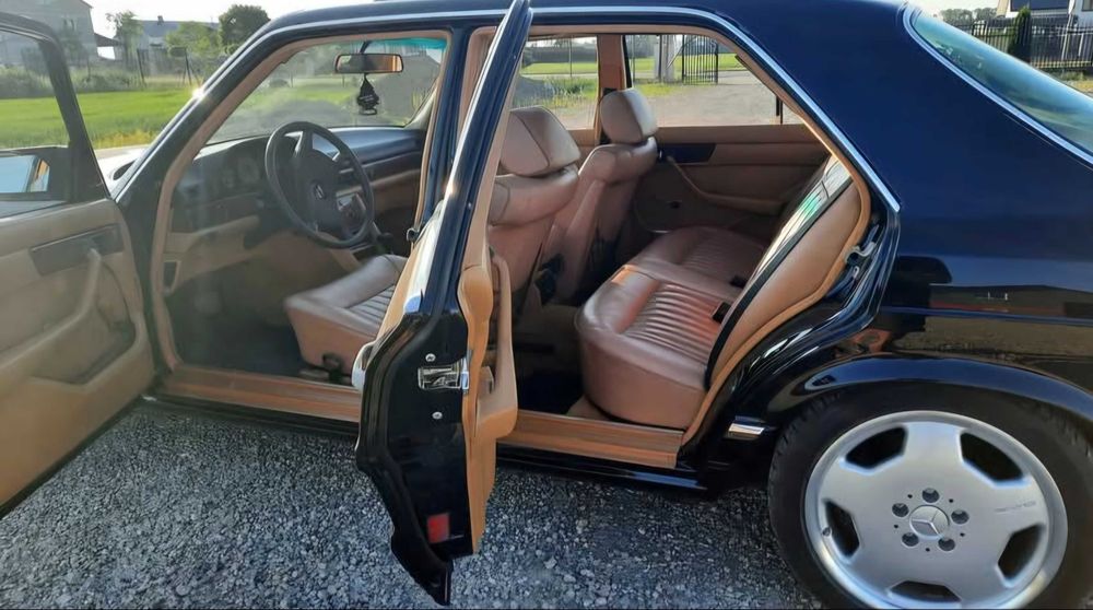 Samochód ślubny Mercedes s-klasa W126