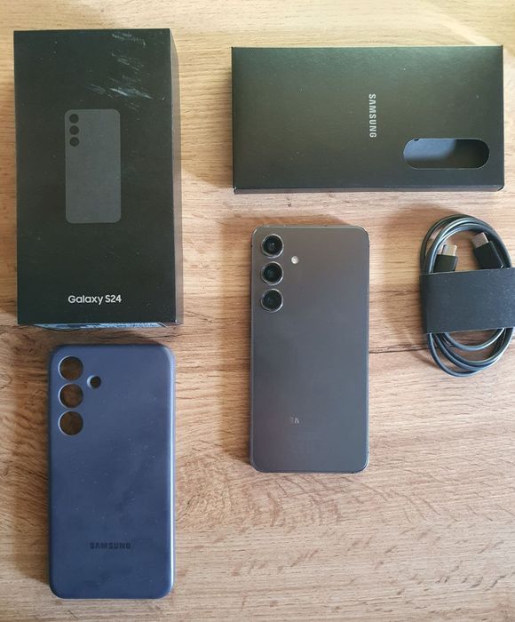 Samsung s24 8/256 Black