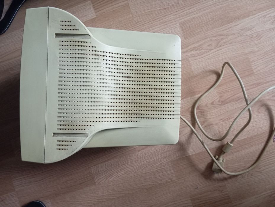 Monitor kineskopowy-2 sztuki