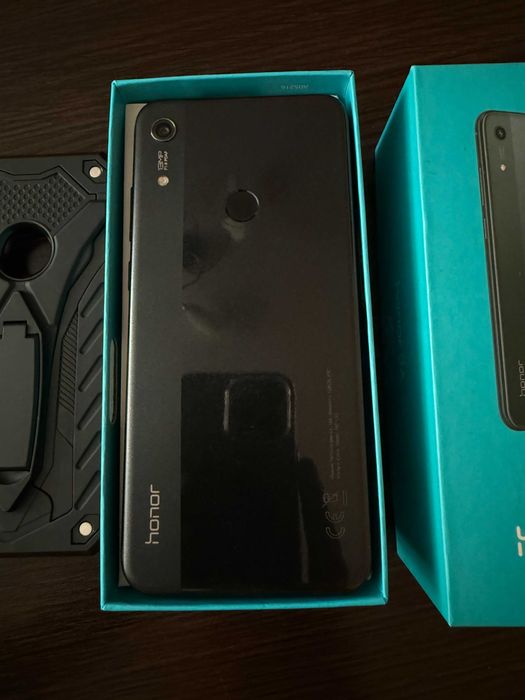 Huawei / Honor 8A 2/32Gb (Black)