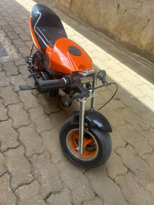 Mini mota de pista