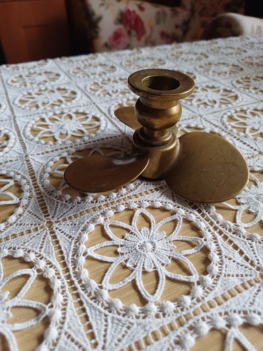 styl marynistyczny śruba