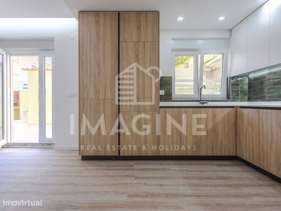 Apartamento T4 com terraço, churrasqueira e arrecadação - Bairro do...