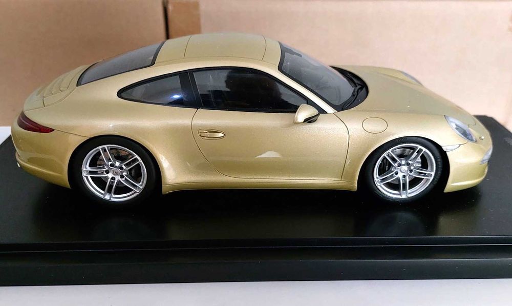 Miniatura Porsche 911 991 Carrera 2013 SPARK 1:18