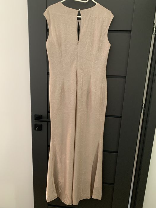 Sukienka złota rybka wesele