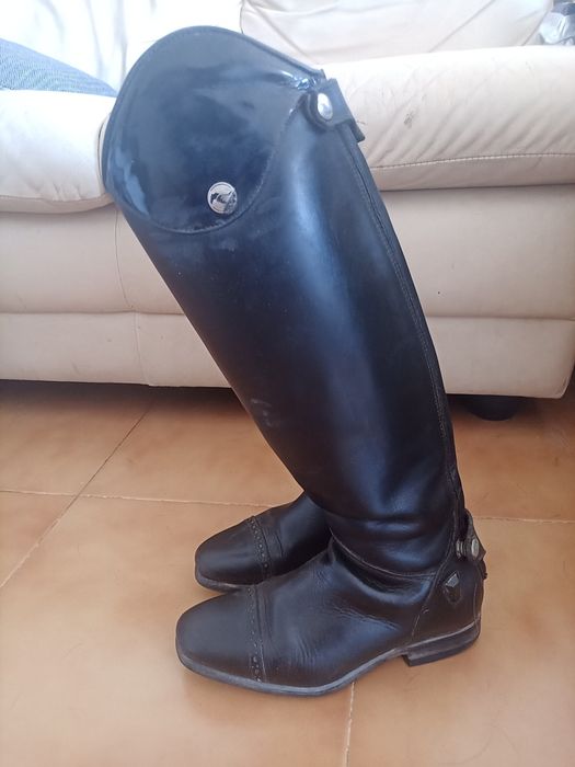 Botas 36, toque e colete de equitação