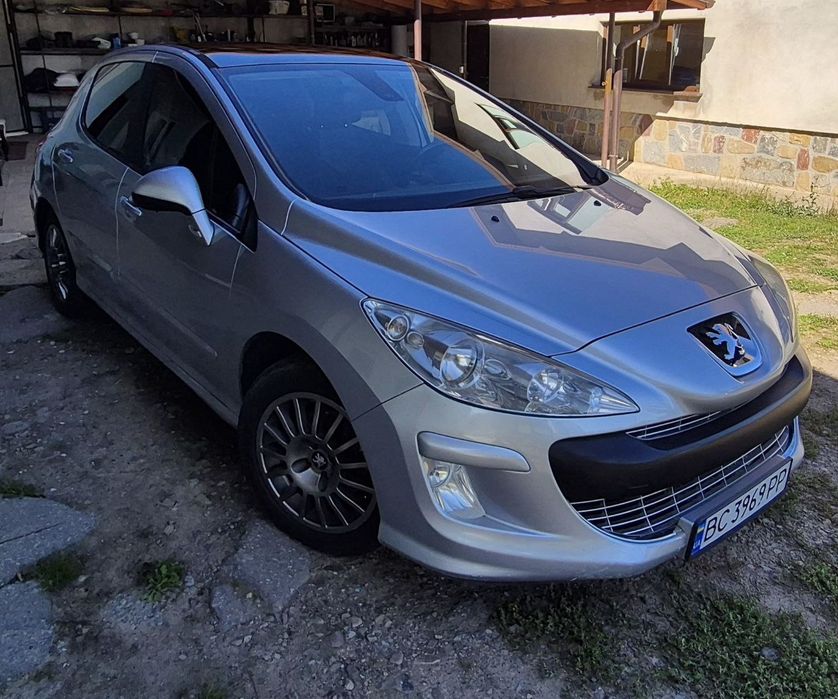 Пежо 308 1.6 на автоматі