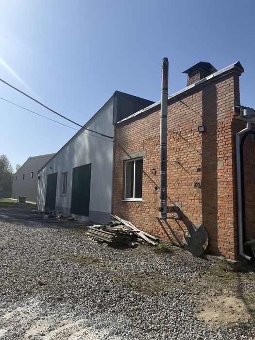 Здається виробниче приміщенення зі верстатами  300 м кв