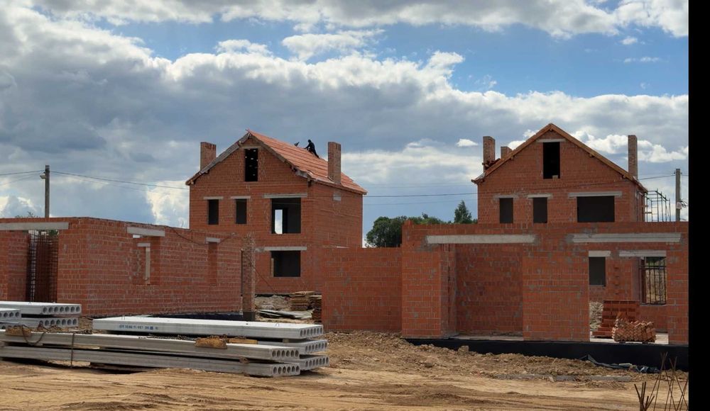 ПРОДАМ‼️Сучасний готовий будинок 200 м2 в закритому комплексі біля озера в с. Новарія | 7 хв до Львова на авто
