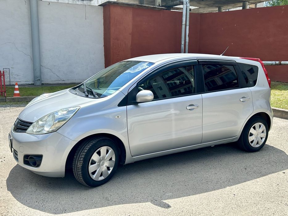 Продаж Nissan Note 2012 рік