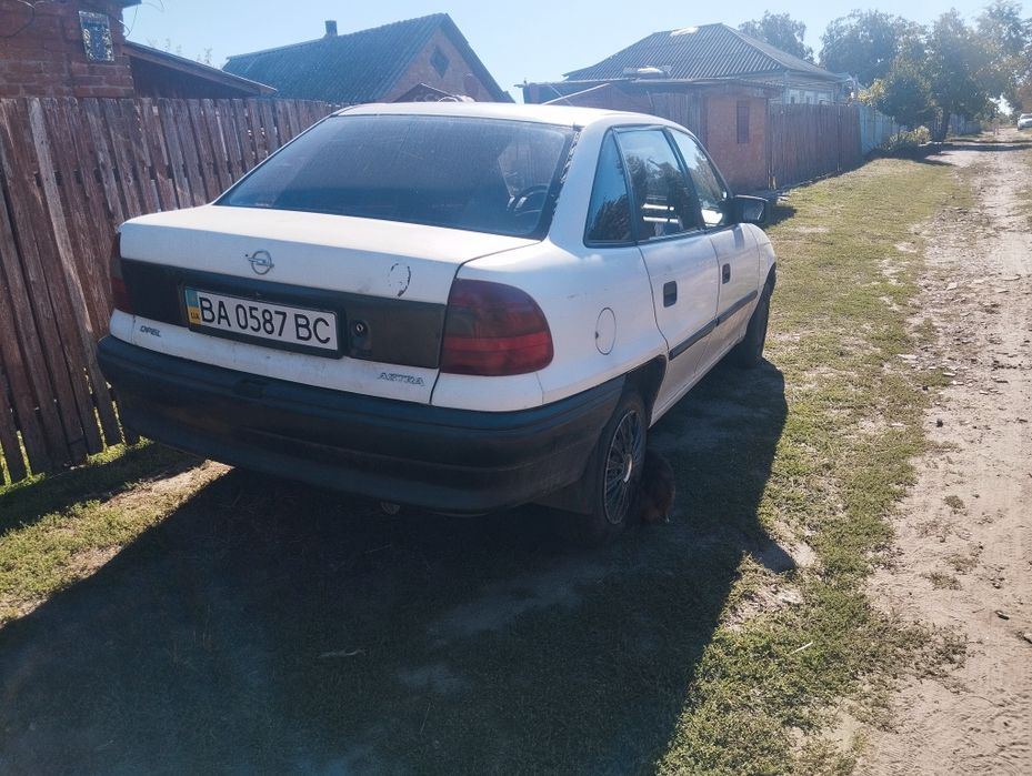 Продам Opel astra F