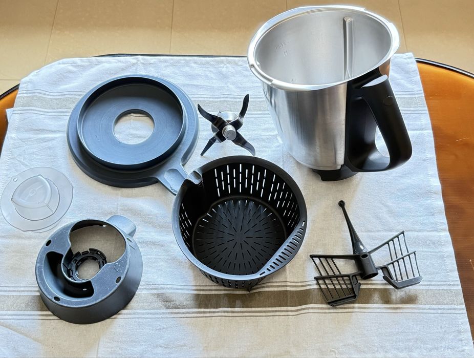 NOVO PREÇO Vendo Bimby TM5 excelente estado oferta saco de transporte