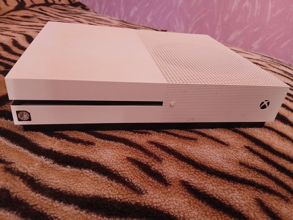 Xbox one s 500gb i 1tb