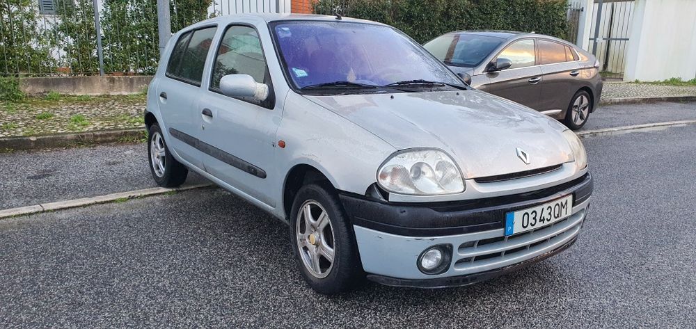 Renault Clio 1.2 Ano 2000